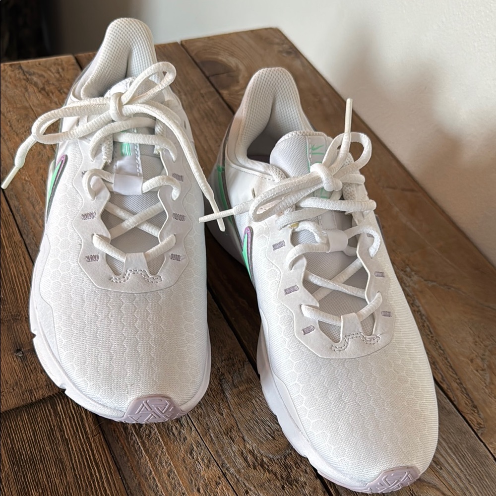 Nike White and Green Athletic Shoes